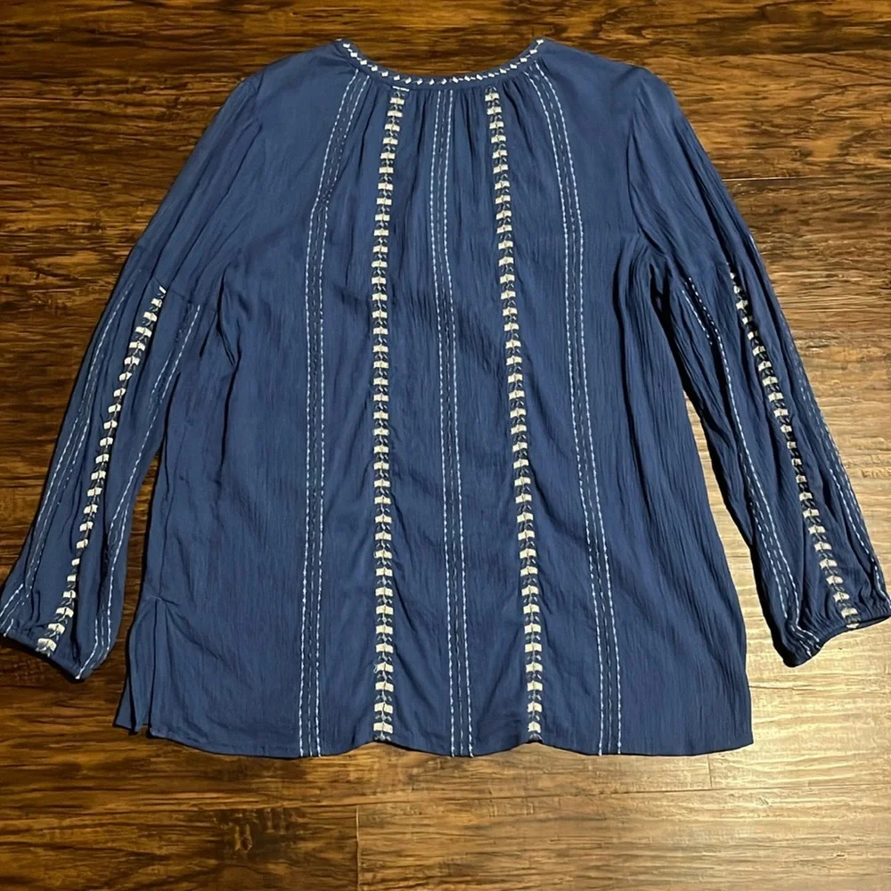J. Jill Women’s Blue Embroidery Peasant Tunic  Top Balloon Sleeves Size Medium - Picture 4 of 6